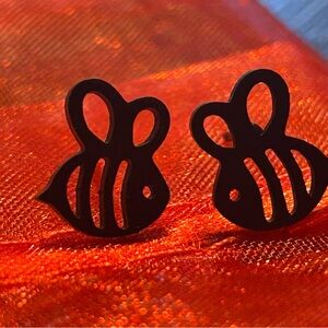 Cute Bee Stud Earrings - Black